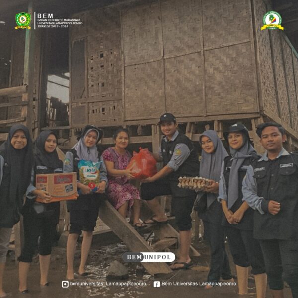 BEM Unipol Menyalurkan Bantuan untuk Korban Banjir di Kabupaten Soppeng