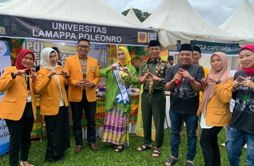 Pangdam XIV/Hasanuddin Mengunjungi Stand Pameran UNIPOL di Makassar