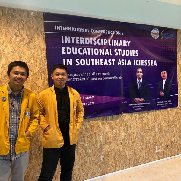 Mahasiswa Unipol Tampil Sebagai Narasumber Pada International Conference di Fatoni University, Thailand