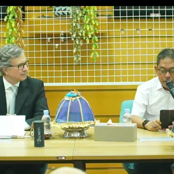 Mahasiswa Unipol Antusias Ikuti International Guest Lecture yang diselenggarakan LLDIKTI IX