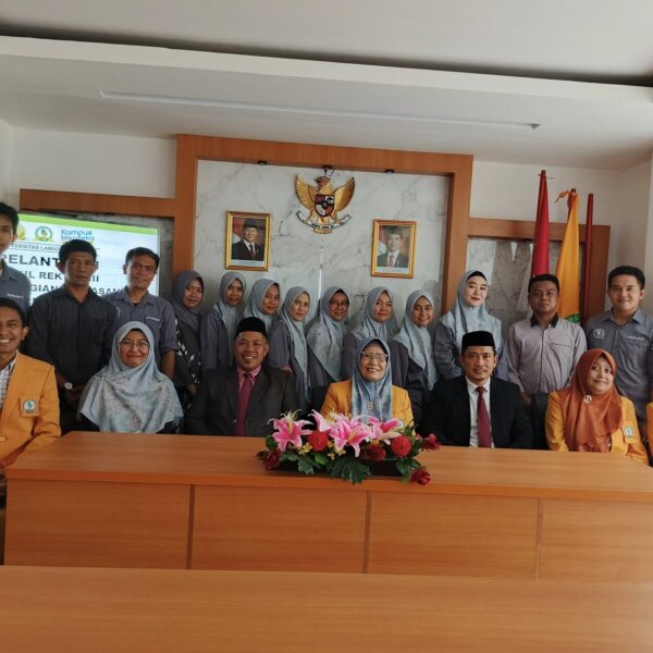 Pelantikan Pejabat Struktural Universitas Lamappapoleonro