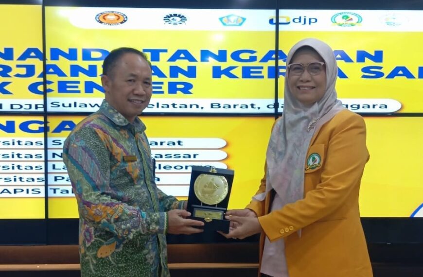 Rektor Universitas Lamappapoleonro Tandatangani Kerjasama Tax Center dengan Kanwil DJP Sultanbatara