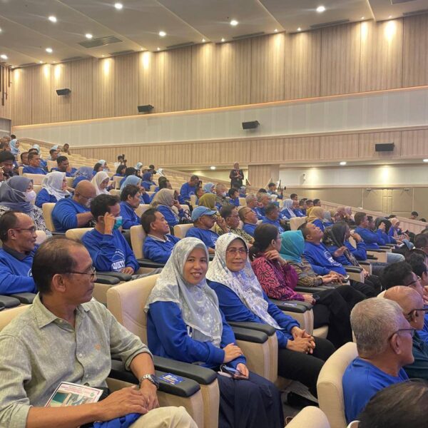 Rektor Universitas Lamappapoleonro Hadiri Benchmarking di Universitas Muhammadiyah Yogyakarta dan Universitas Ahmad Dahlan