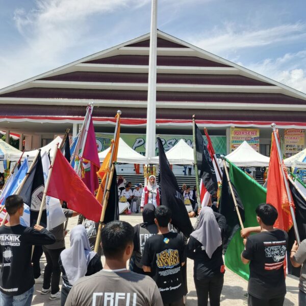 Pembukaan Porseni Universitas Lamappapoleonro Tahun 2025