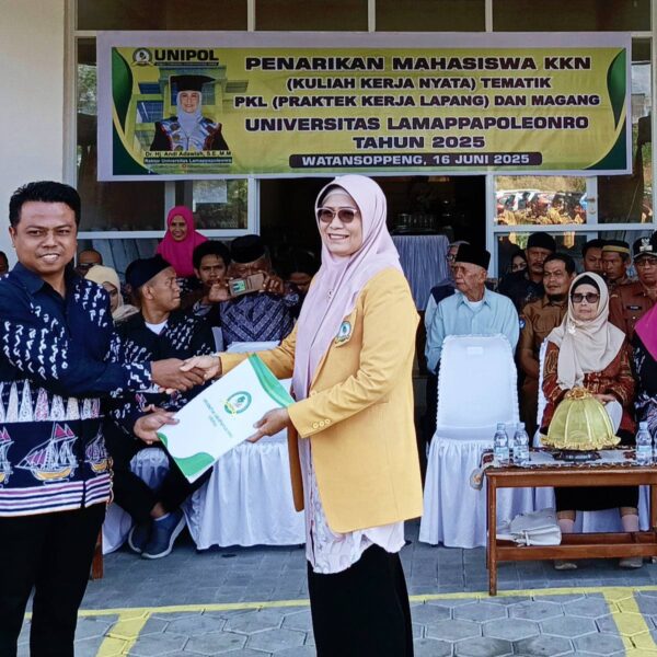 Universitas Lamappapoleonro Gelar Penarikan Mahasiswa KKN Tematik, Magang, dan PKL