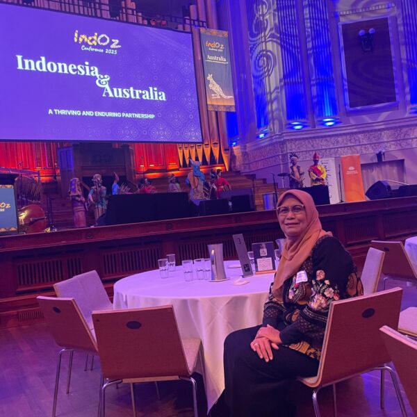 Unipol Buka Peluang Kolaborasi Internasional di IndOz Conference 2025