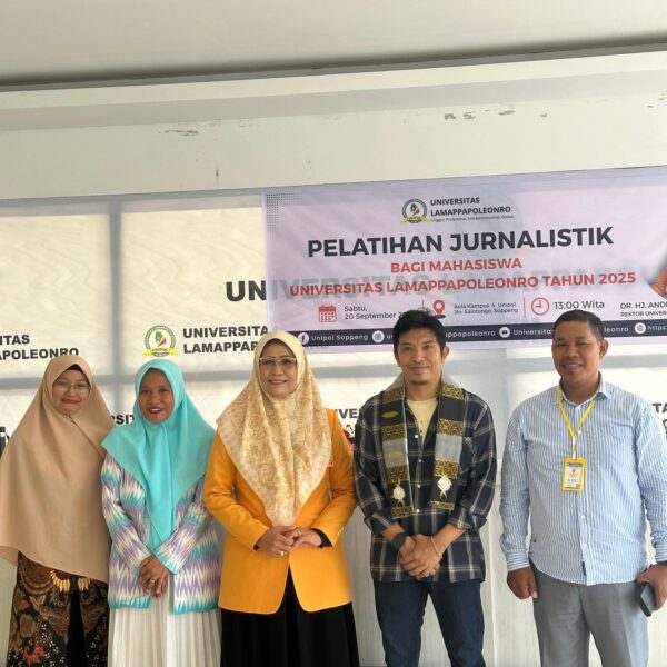 Unipol Hadirkan Reporter TV One Sebagai Narasumber Pada Pelatihan Jurnalistik Untuk Peningkatan Kompetensi Mahasiswa
