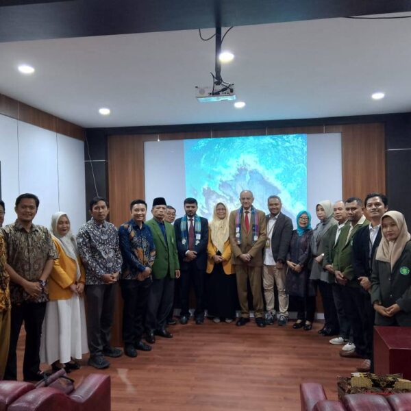 Unipol Gelar Seminar Internasional Bersama University of Agriculture Faisalabad Pakistan