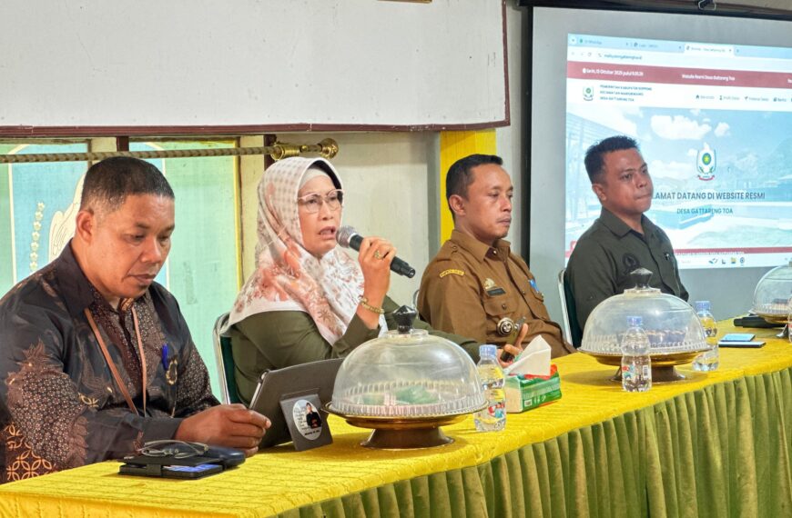 Tim Dosen Unipol Gelar Seminar Hasil Penelitian Fundamental dan Bimtek Aplikasi Manajemen SDM Berbasis Smart Village di Desa Gattareng Toa