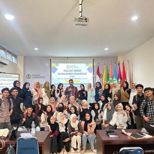 Universitas Lamappapoleonro Hadirkan Prof. Mahfud Nurnajamuddin, Bahas Peran Manajemen Keuangan Tingkatkan Nilai Perusahaan