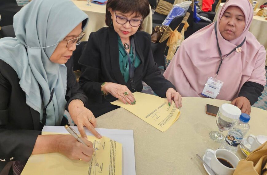 Bangun Jejaring Nasional, Unipol dan UNIPI Teken MoU Penguatan Tridharma