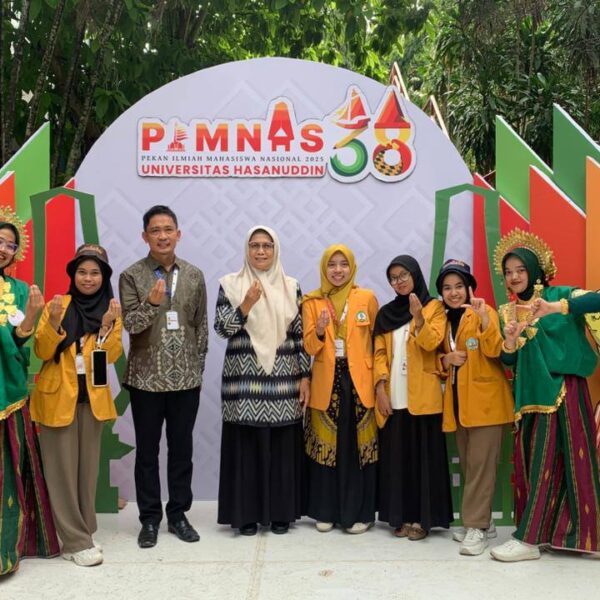 Ukir Prestasi, UNIPOL Masuk 8 Besar Perguruan Tinggi di Sulsel Ikuti PIMNAS 38 Tahun 2025