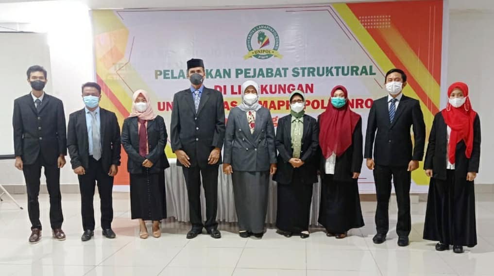 Universitas Lamappapoleonro Laksanakan Pelantikan Pejabat Struktural