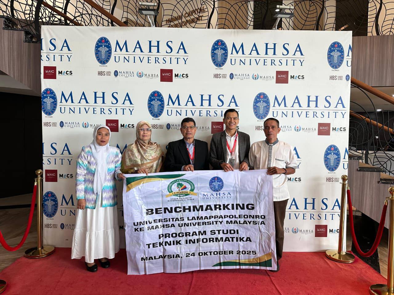 Prodi Teknik Informatika UNIPOL Perkuat Kerja Sama Internasional melalui Benchmarking dan Guest Lecture di Mahsa University